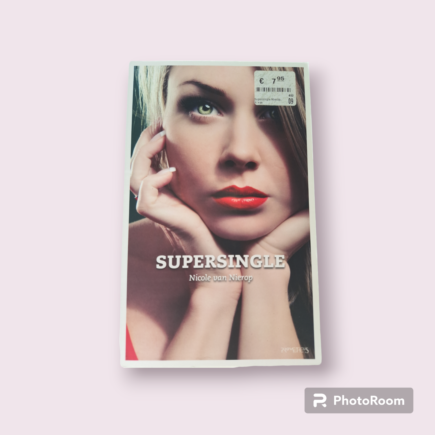 Roman &quot;Supersingle&quot; van Nicole Van Nierop