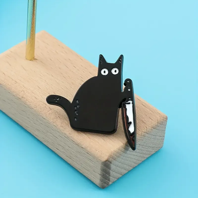 Pin &quot;Killer cat&quot;