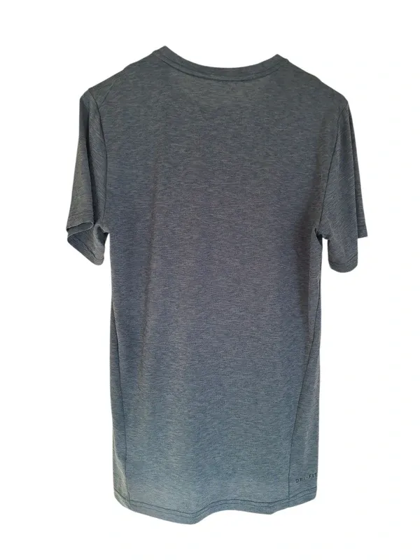 Sportshirt Nike dry fit maat S