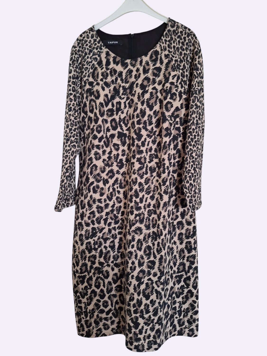 Jurk Taifun maat 42
