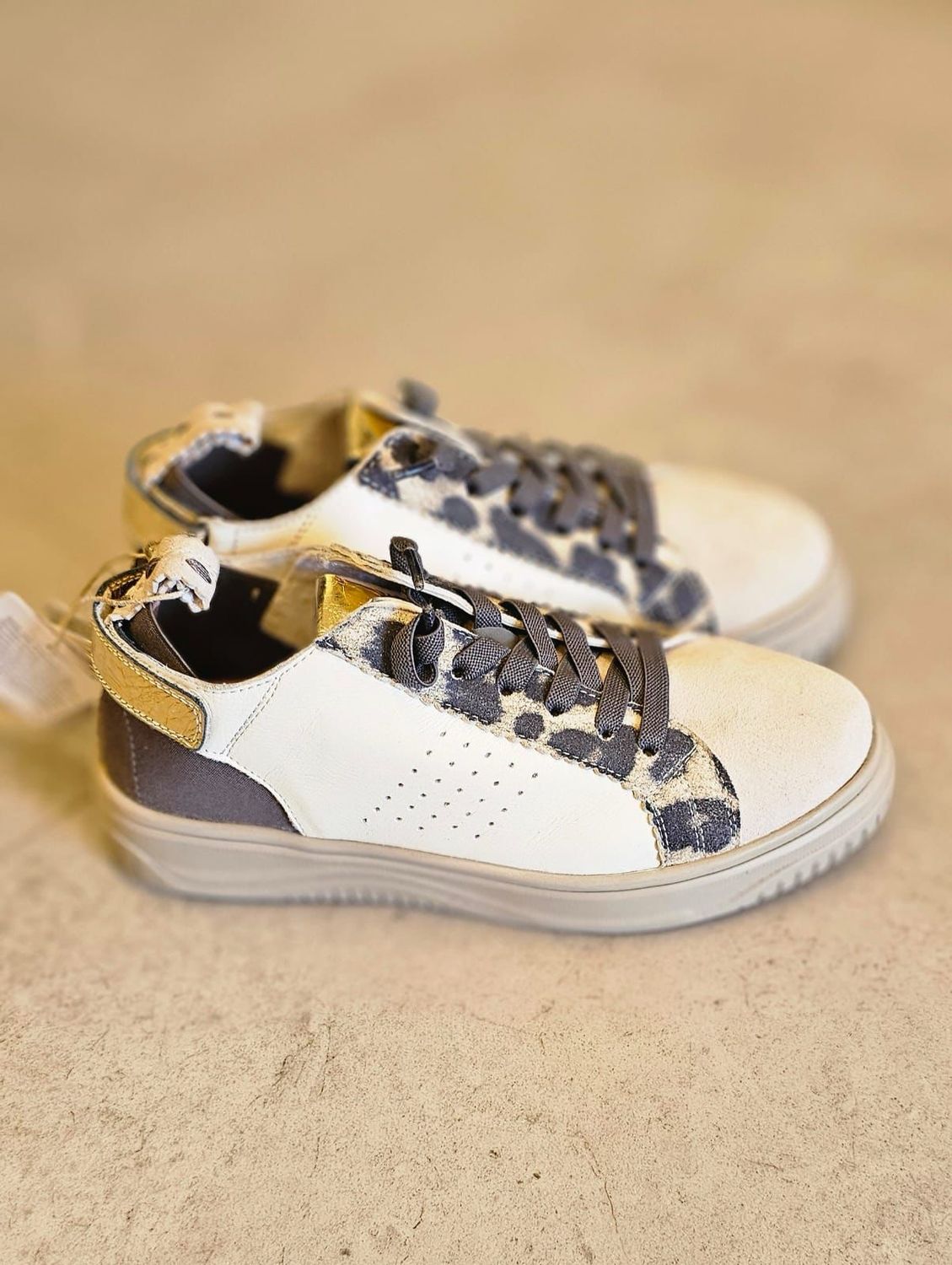 Sneaker Leo Gold