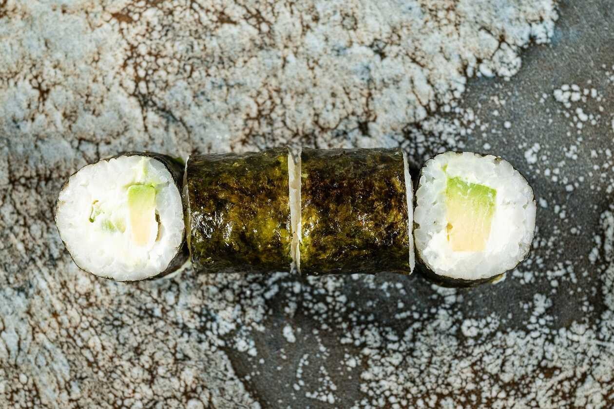 Avocado cheese maki - 8 gab.