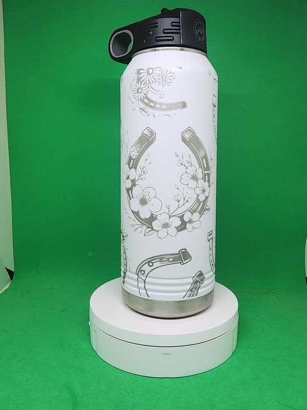 Insulated Bottle Horse shoe Wrap Laser Engraved 20 oz Insulated Bottle