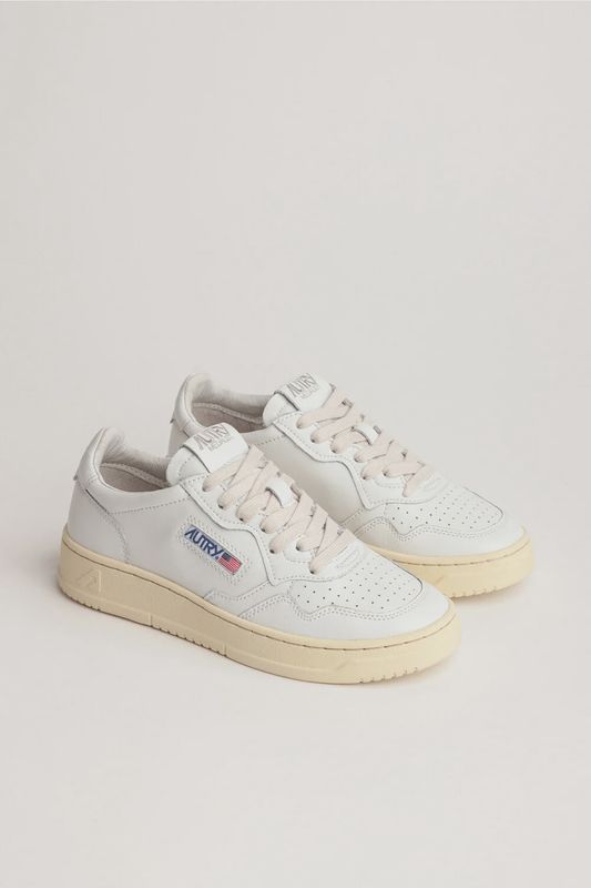 Medalist Low White Leather Women LL15