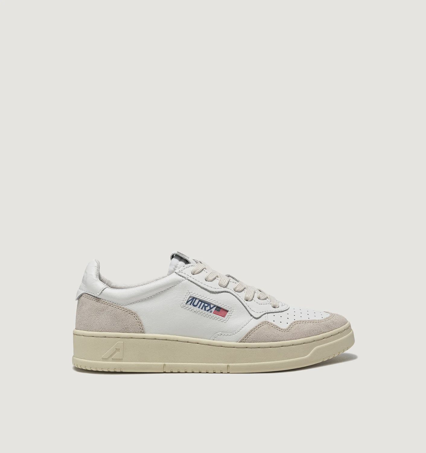 Medalist Low White Leather Suede LS33