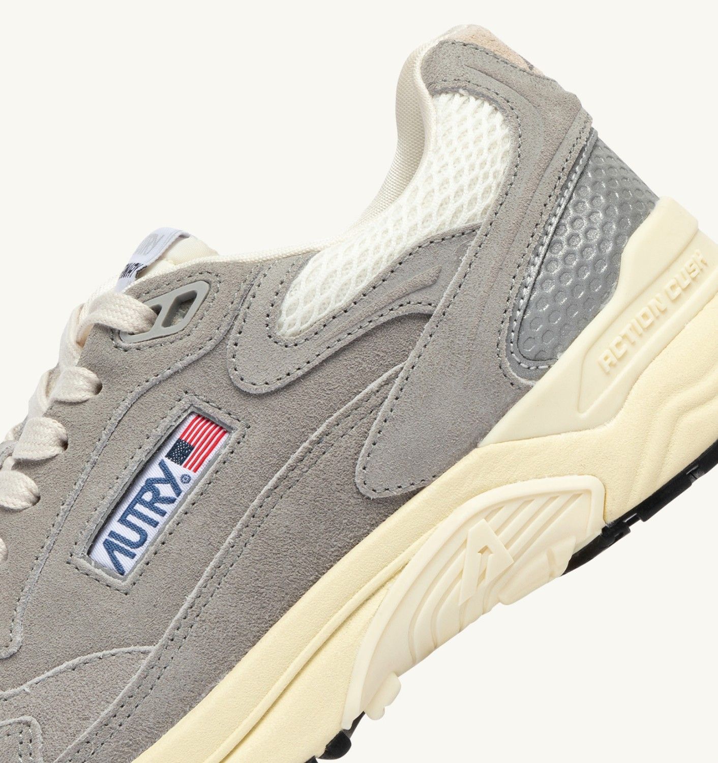 Autry Hyperway Laag Grijs Suede Heren UM15