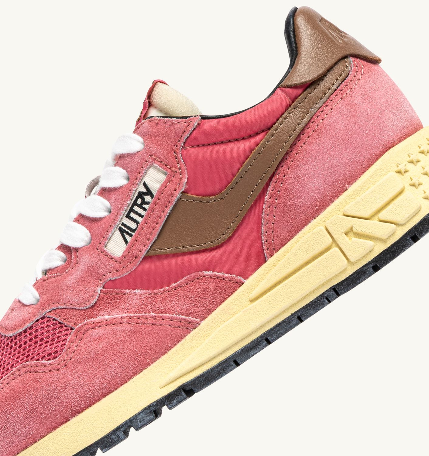 Autry Reelwind Laag Sneaker Sugar Leer Roze GQ03