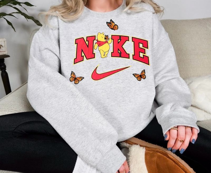 Pooh NIKE Crew