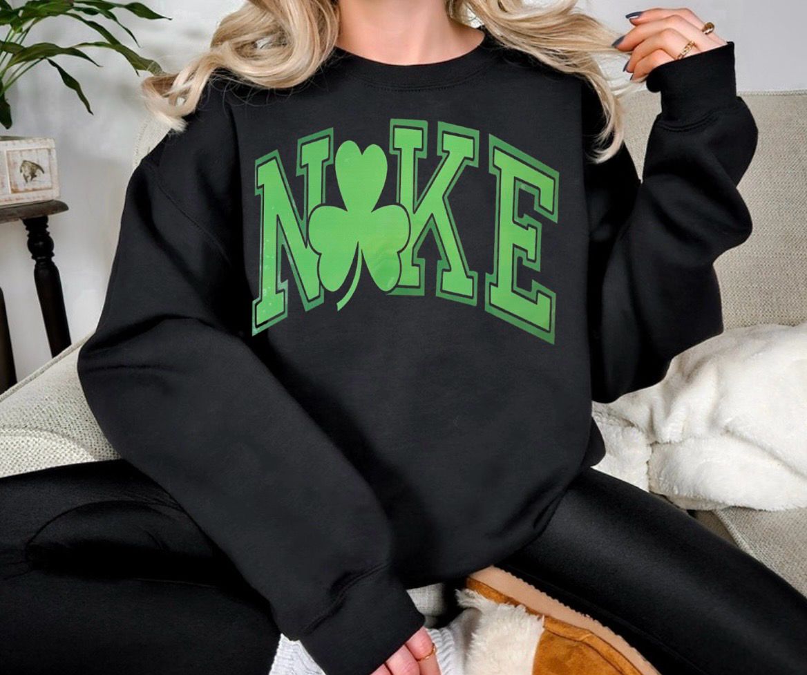 Clover NIKE Crew