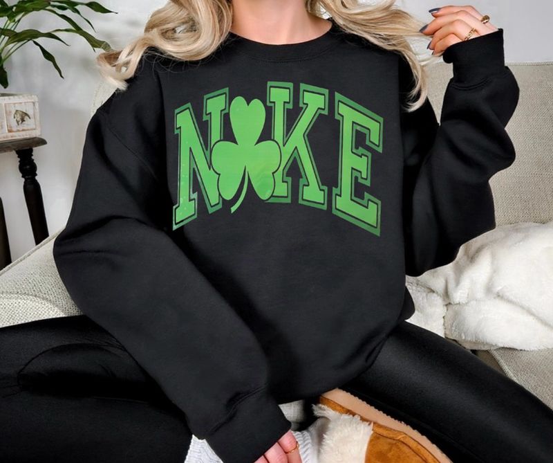 Clover NIKE Crew