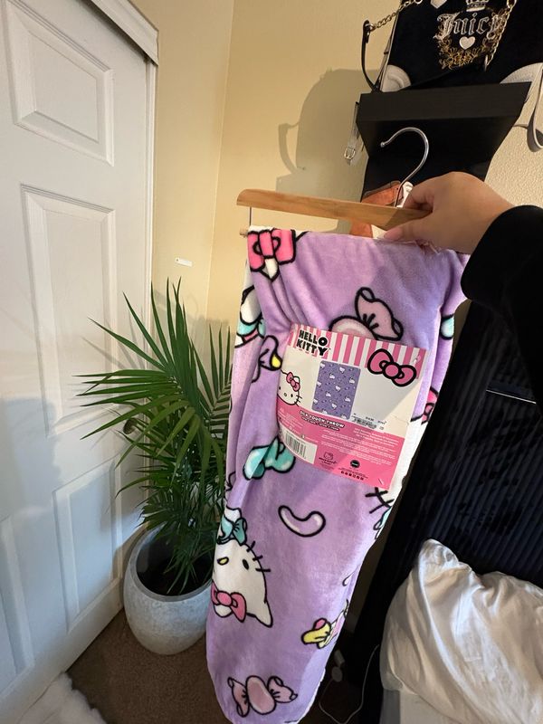 HK Candy Throw