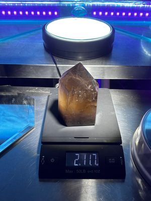 Citrine quartz point