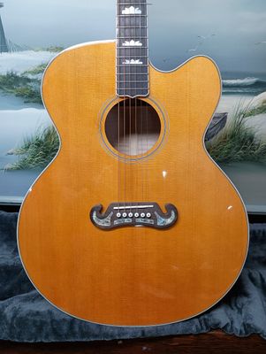 Maplewood masterpiece jumbo cutaway 