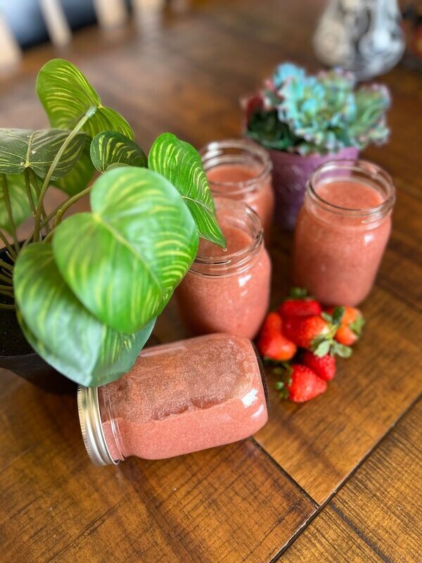 Strawberry Blended Sea Moss