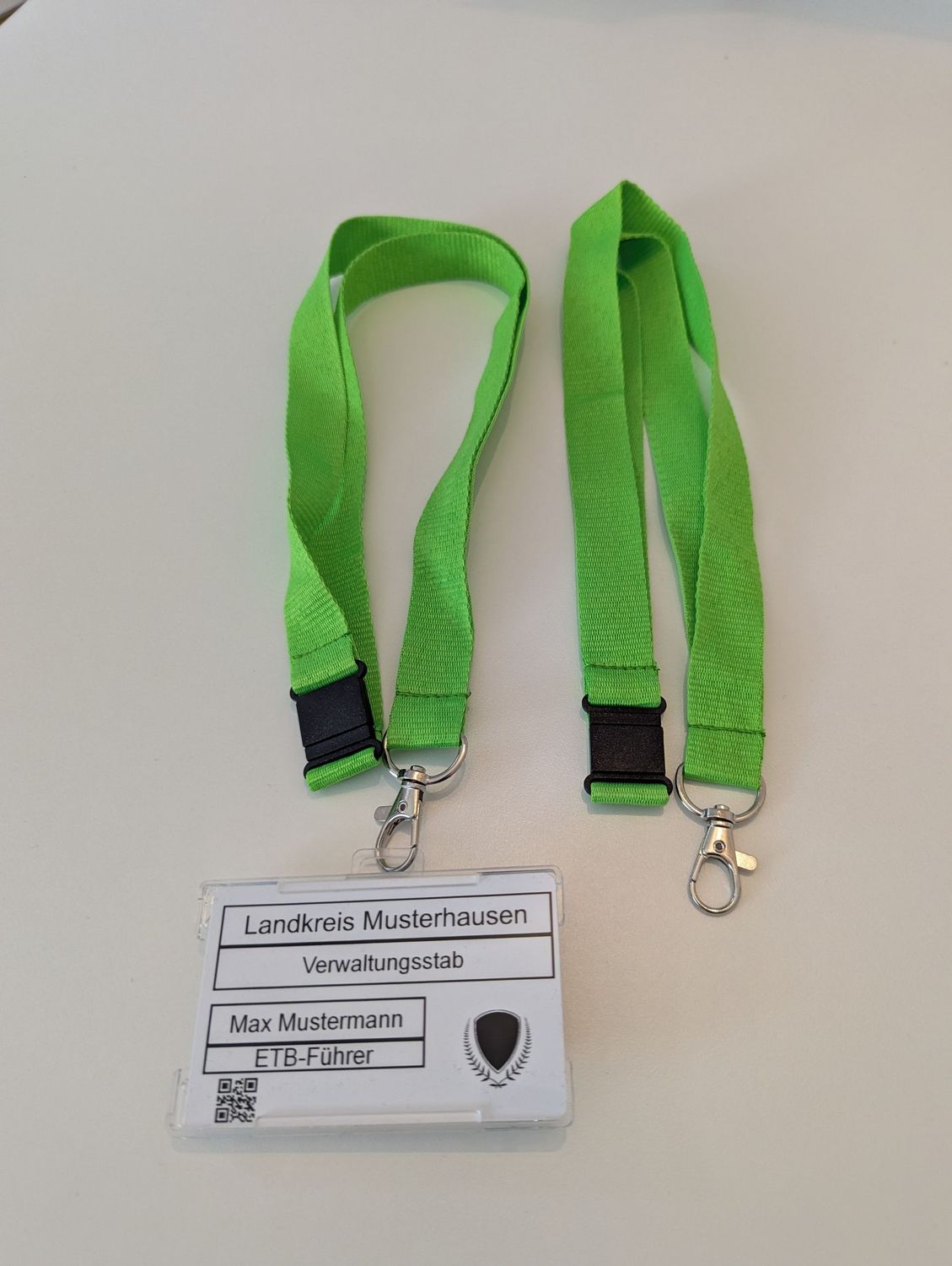 20mm breites  Lanyards mit Safetyclip in Neongrün