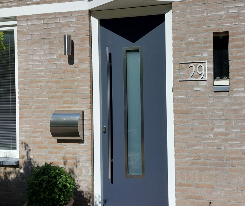 Strak rechthoekig huisnummer – RVS