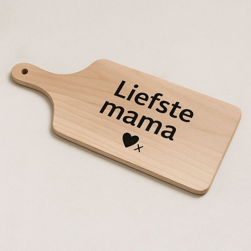 Borrelplank Moederdag – Liefste mama met hartje