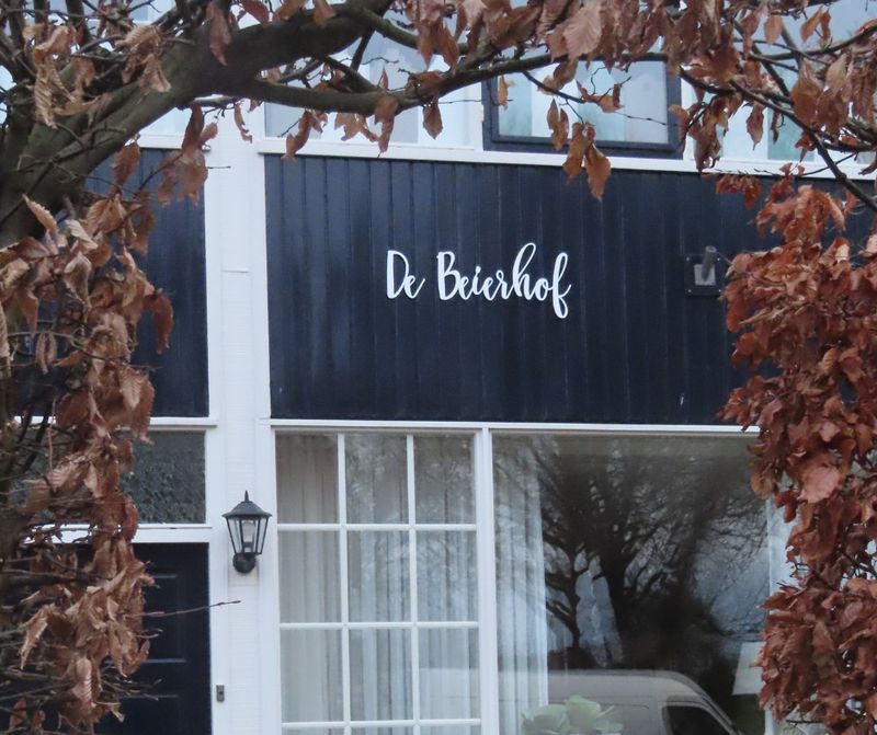 Kunststof naambord met huisnaam, elegant en persoonlijk gevelbord