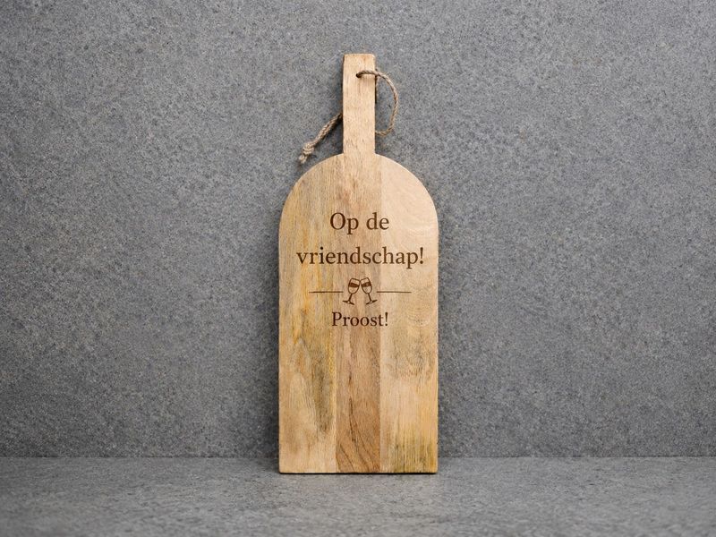 Houten borrelplank Op de vriendschap