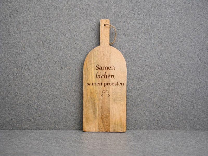 Houten borrelplank Samen lachen, samen proosten