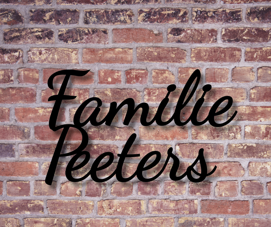 Zwart naambord met namen, stijlvol RVS naambord