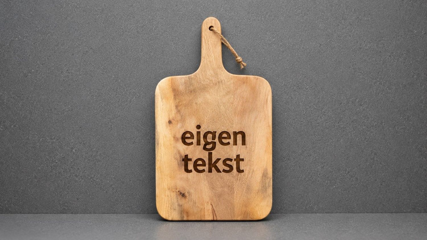 Houten borrelplank met eigen tekst en persoonlijke gravering