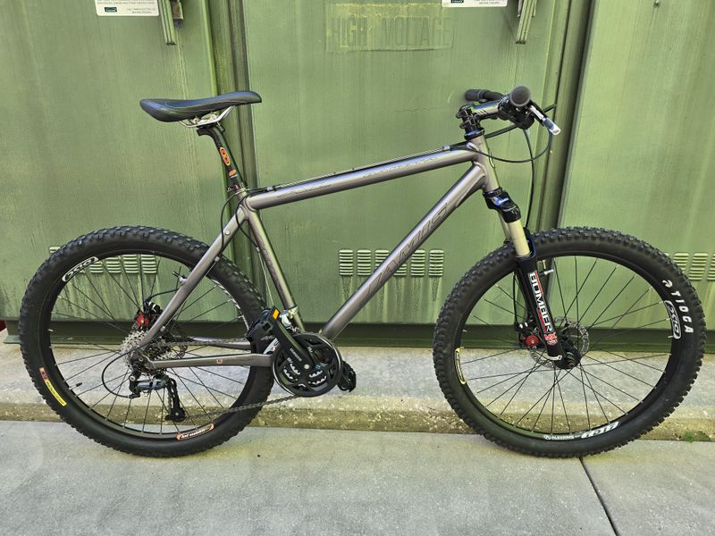 Jamis Dakota AL (19&quot;)