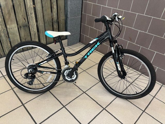 Trek Precaliber Black/Mint (24")