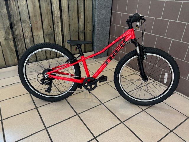 Trek Precaliber Red (24")