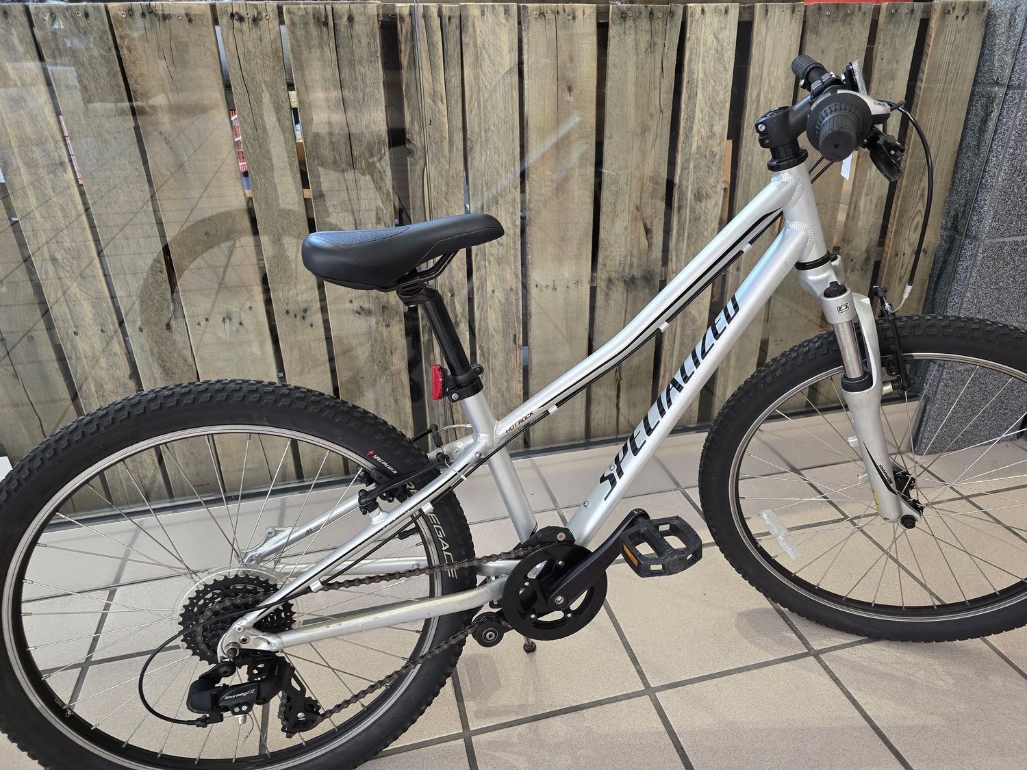 Specialized Hotrock Silver (24")