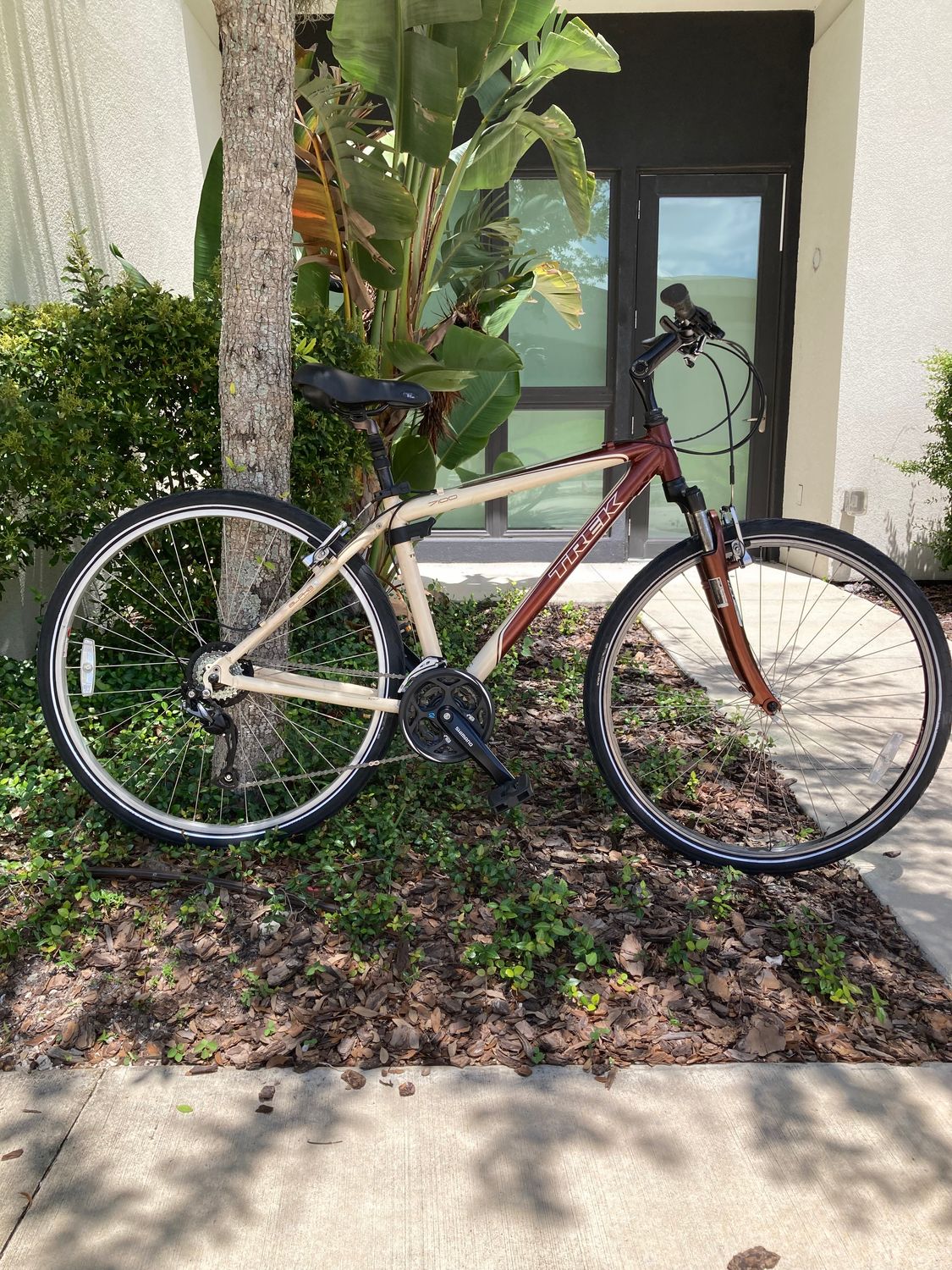 Trek 7100 (18")