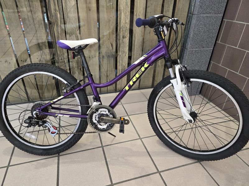 Trek Precaliber Purple (24")
