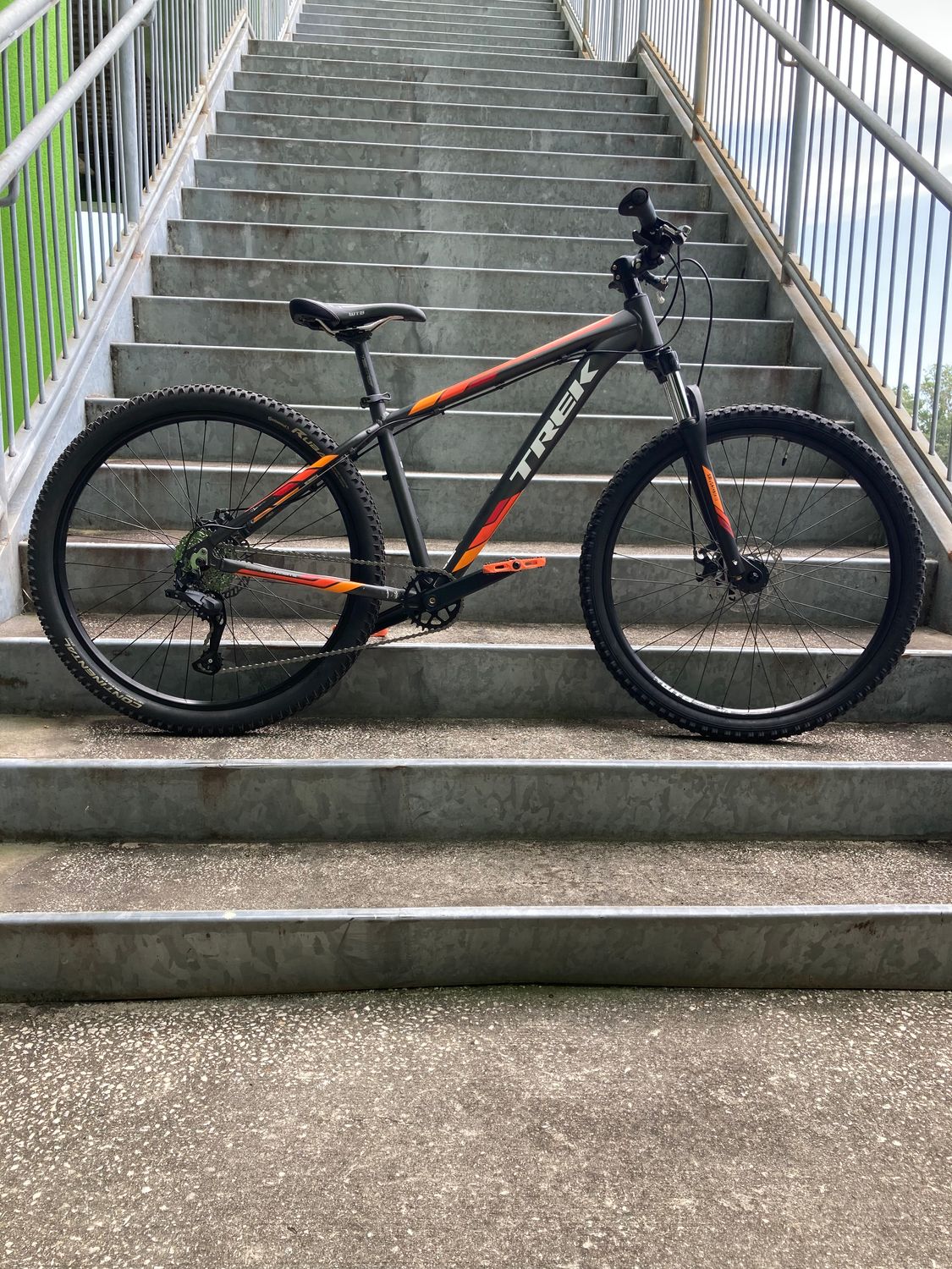 Trek Marlin 5 (16.5")