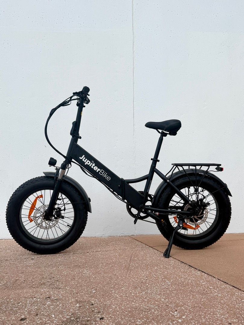 Jupiter Bikes Defiant ST Black
