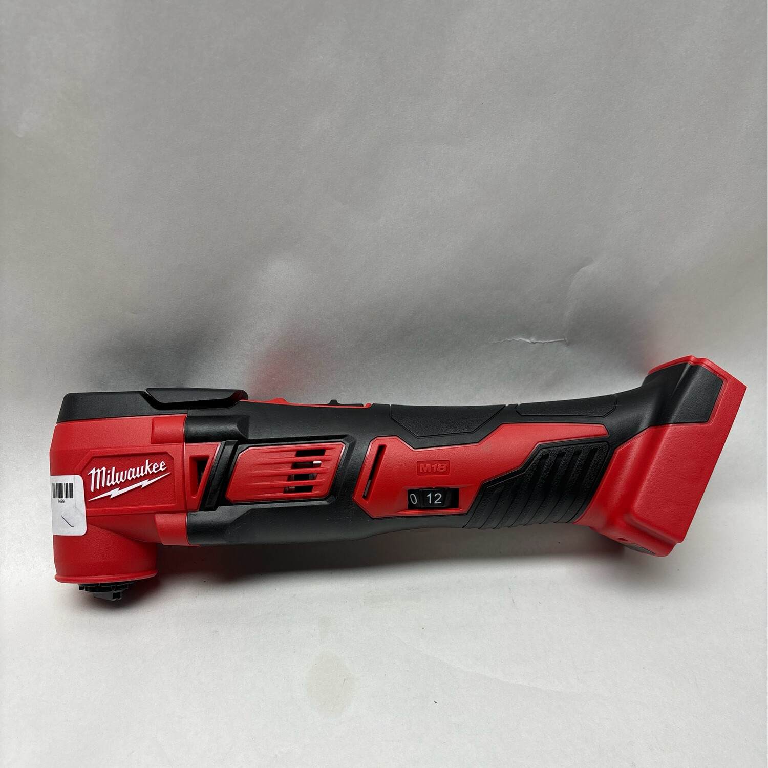 Milwaukee M18 18V Lithium-Ion Cordless Oscillating Multi-Tool 2626-20