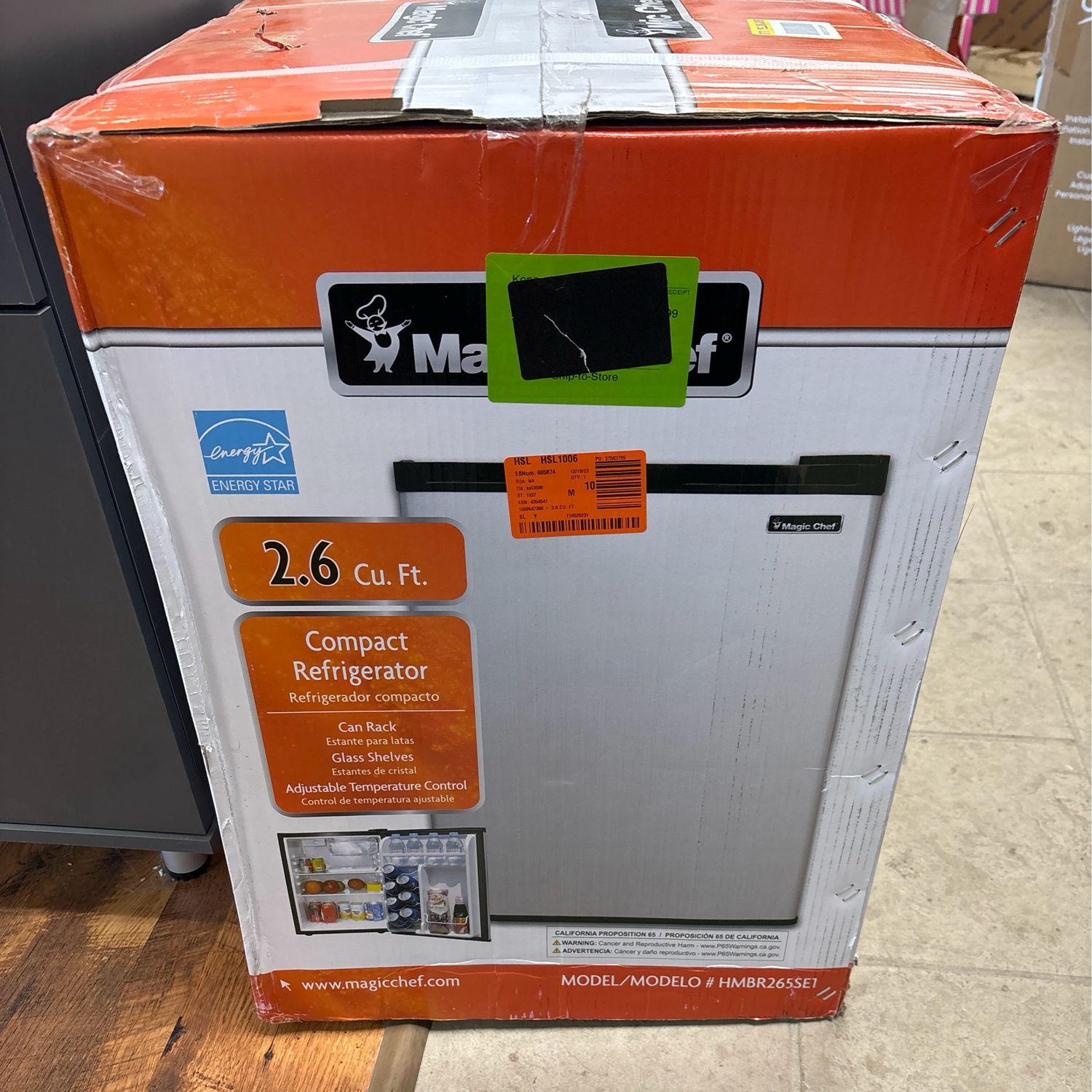 Dented Magic Chef 2.6 cu. ft. Mini Fridge in Stainless Look HMBR265SE1