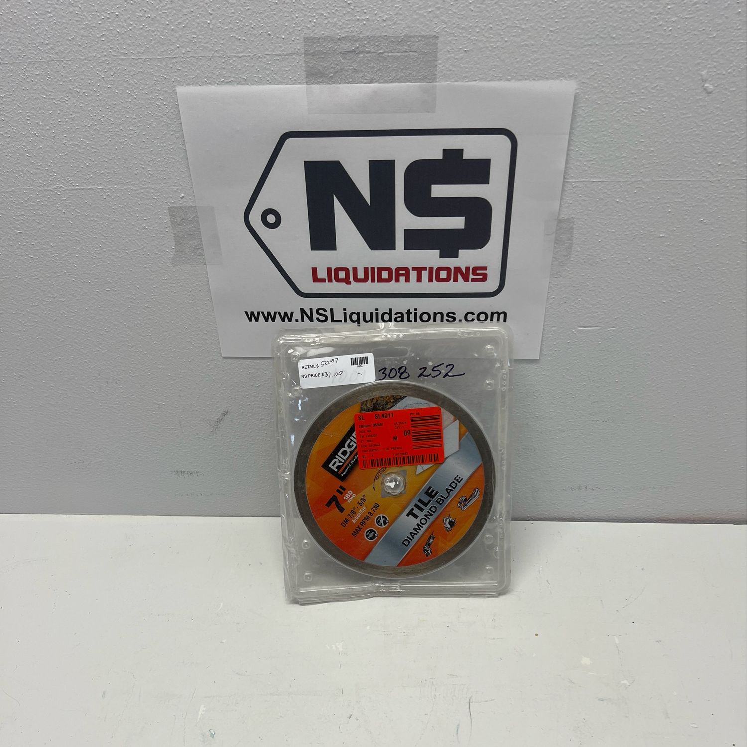Ridgid 7 in. Premium Tile Diamond Blade HD-CJ70P.