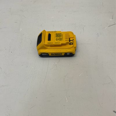 Dewalt 20V MAX Compact Lithium-Ion 2.0Ah Battery Pack DCB203 USED