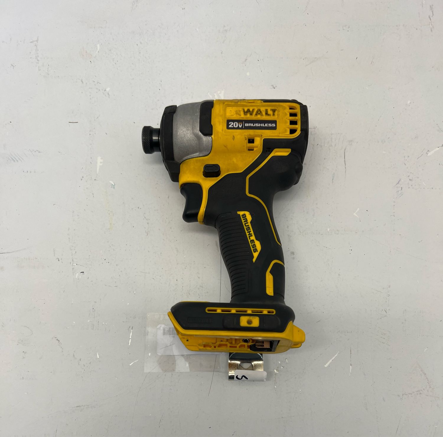 Dewalt 1/4&quot; Impact DCF809 USED .