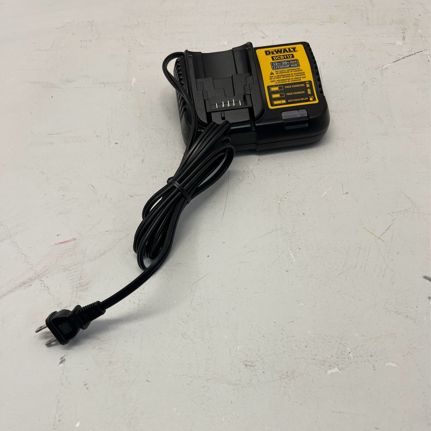 Dewalt 12V/20V Charger DCB112.