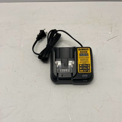 Dewalt 12V to 20V MAX Charger DCB107.