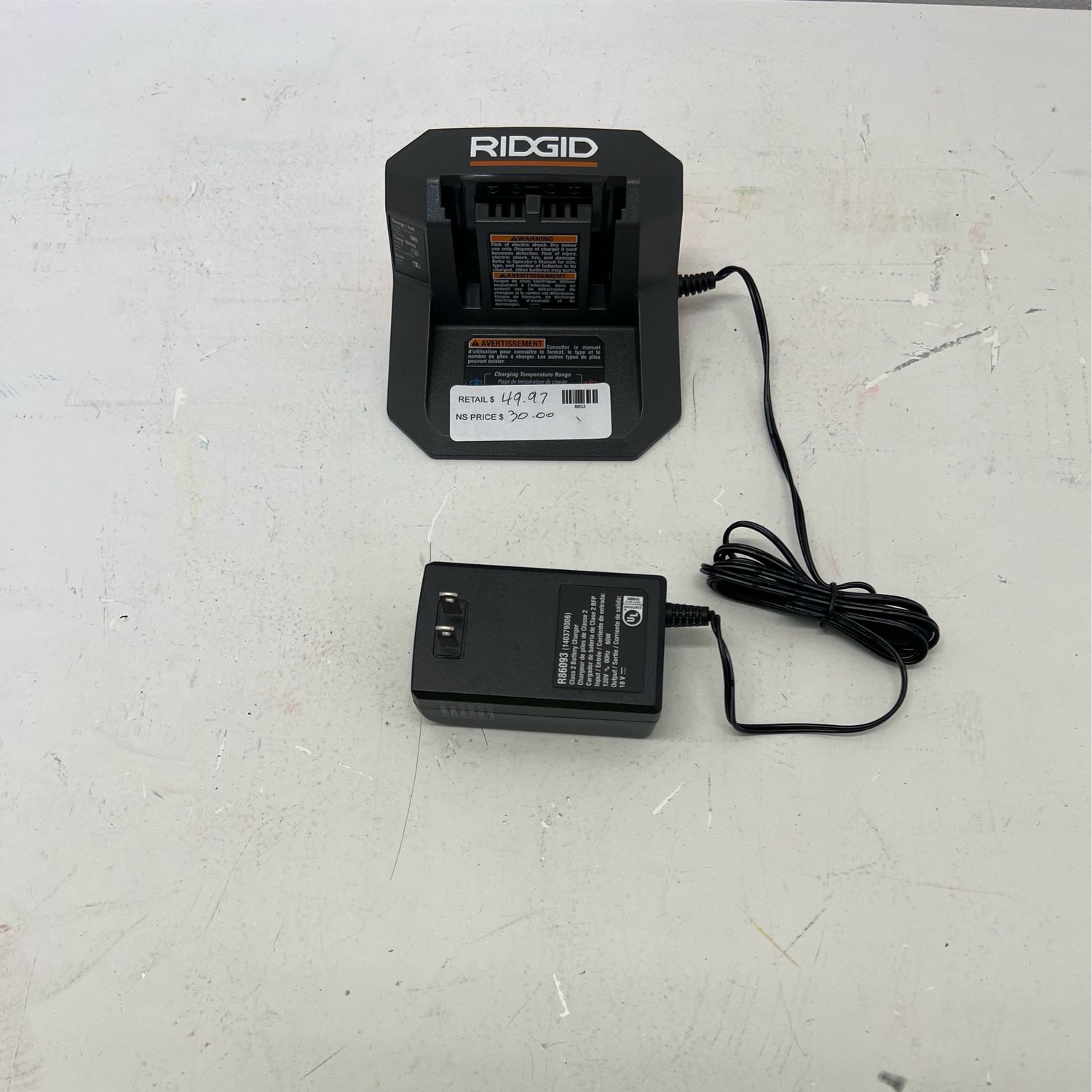 Ridgid 18V Lithium-Ion Charger AC86093N