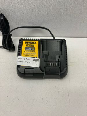 Dewalt 12V to 20V Lithium-Ion Battery Charger DCB115...