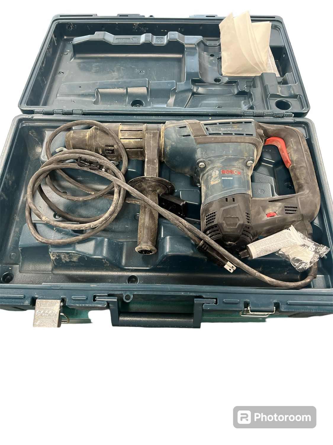 Bosch 12 Amp 1-9/16 in. Corded Variable Speed SDS-Max Combination Concrete/Masonry Rotary Hammer Drill with Carrying Case RH540M