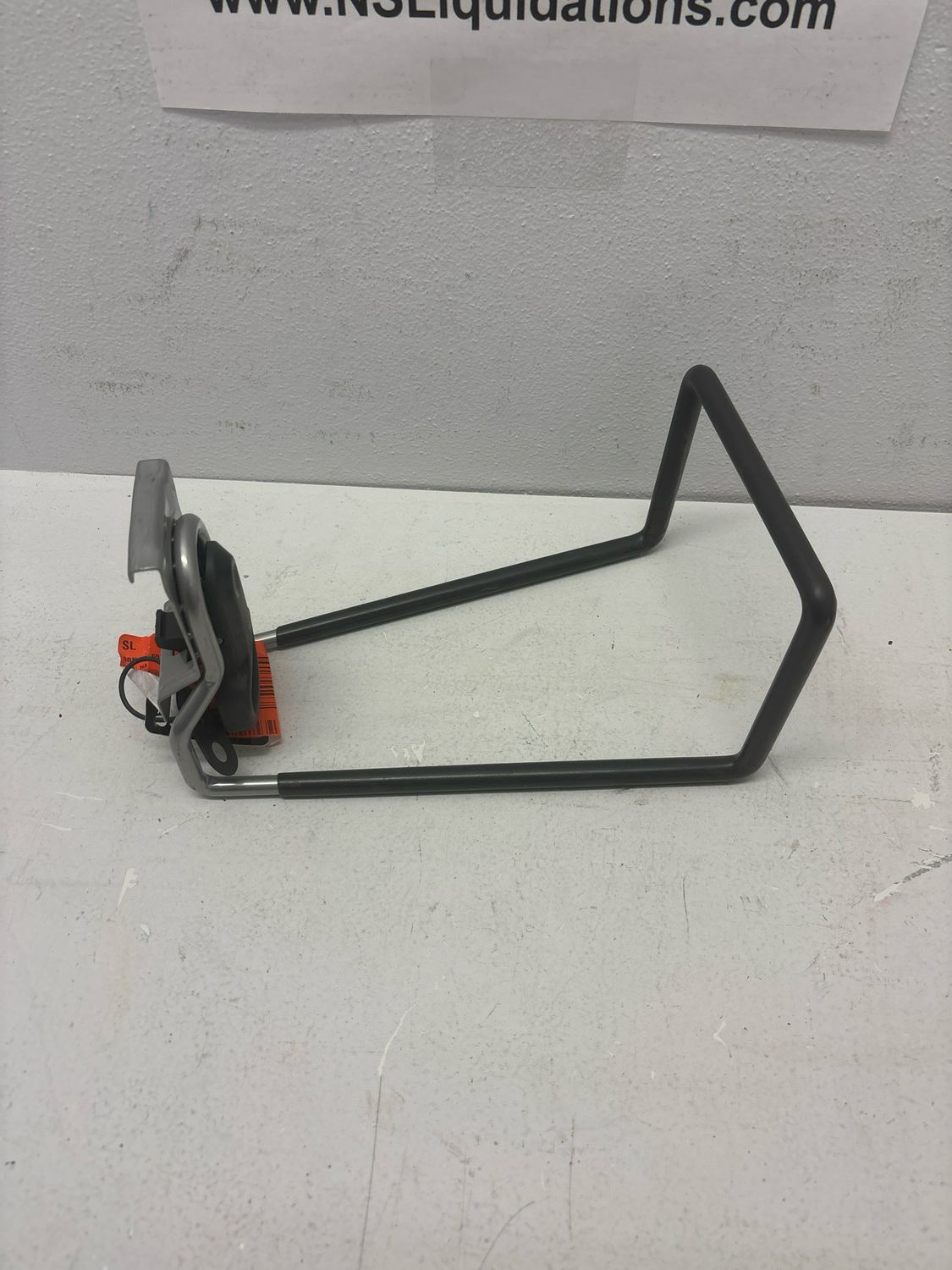 RubberMaid FastTrack Garage Hose Hook 1785478