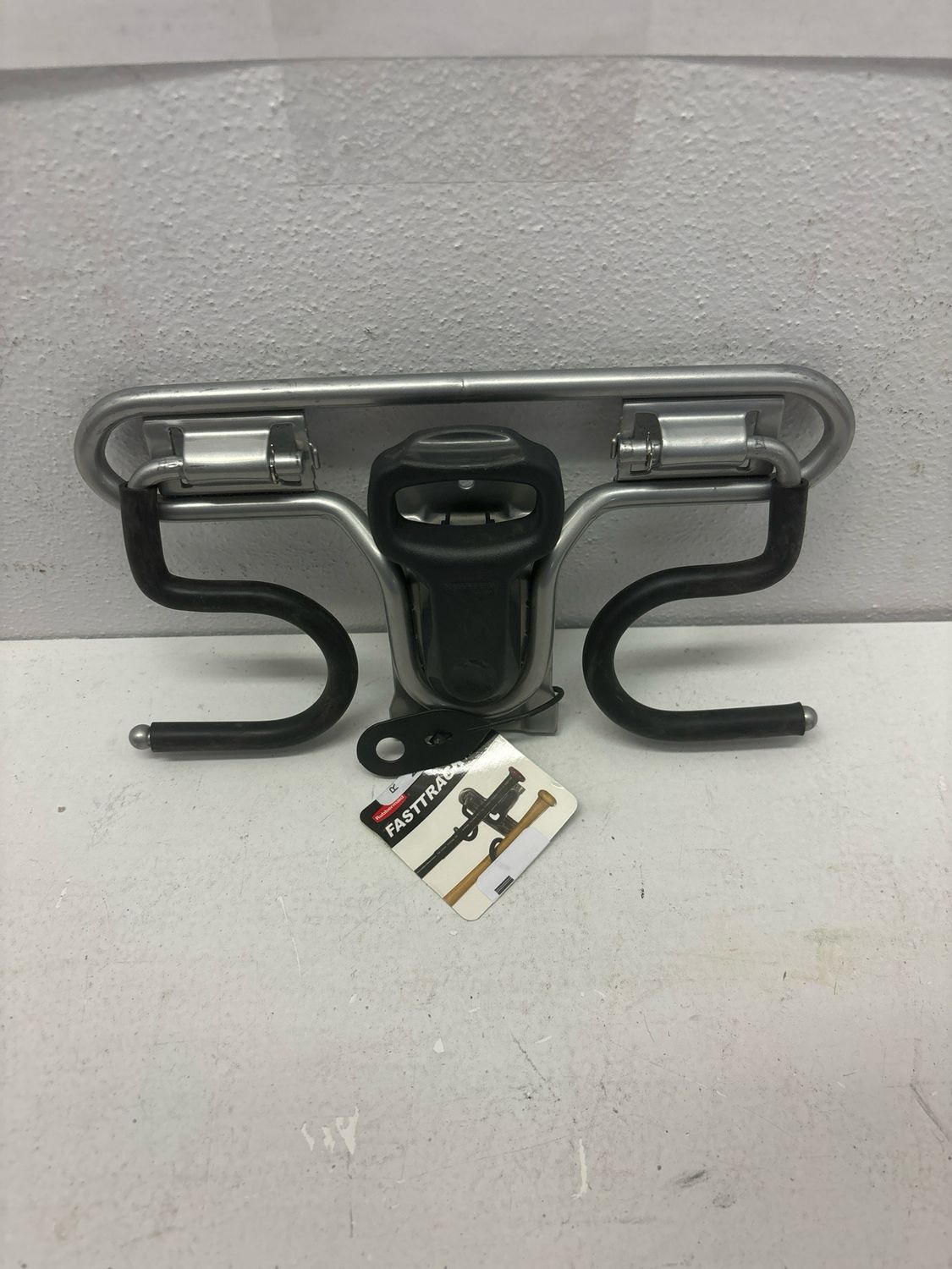 RubberMaid FastTrack Garage Dual Handle Hook 1784454.