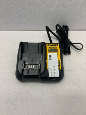 Dewalt 12V/20V MAX Charger DCB107