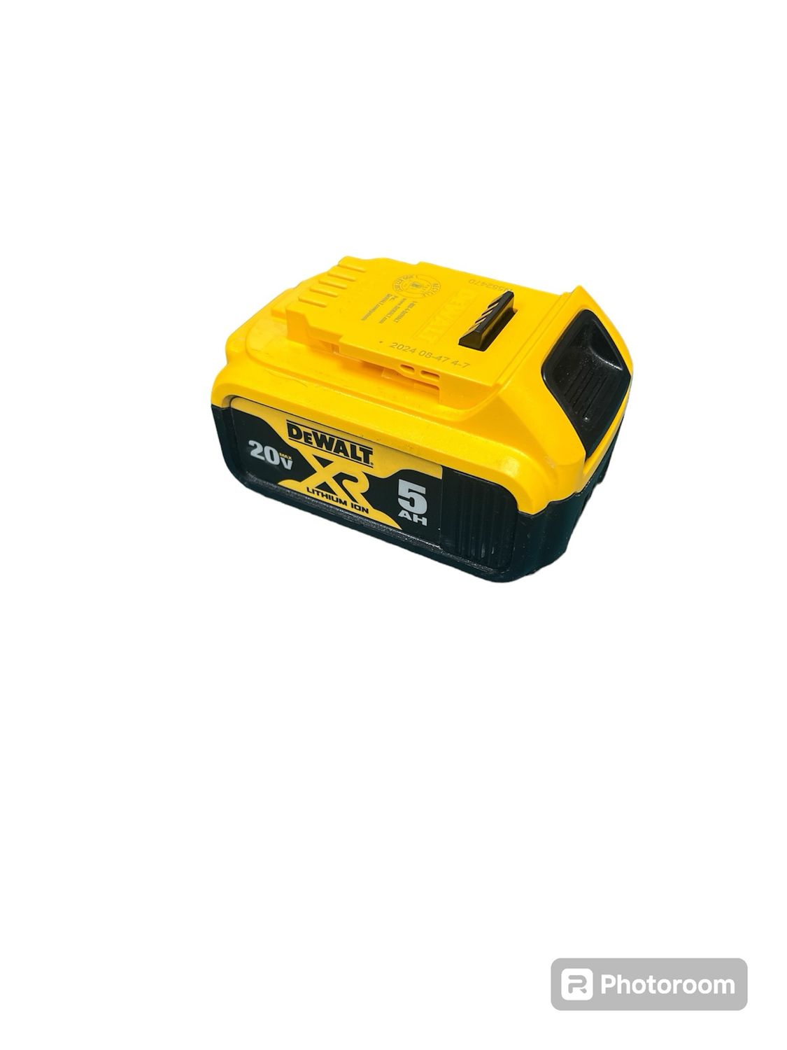 Dewalt 20V MAX Premium Lithium-Ion 5.0Ah Battery Pack DCB205 ..