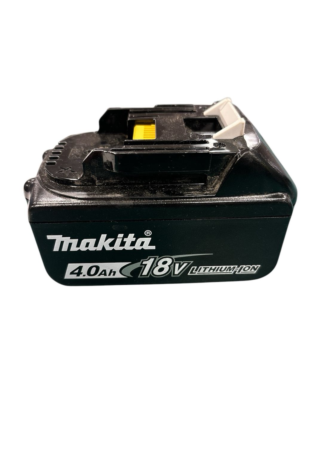 Makita 18V LXT Lithium-Ion High Capacity Battery Pack 4.0Ah with Fuel Gauge BL1840B   .