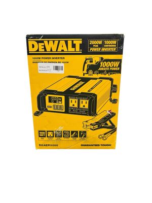 DEWALT 1000-Watt Portable Car Power Inverter with Triple USB Ports DXAEPL1000 New